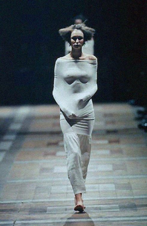 stlamb:  issey miyake “cocoon” 1998 | junya watanabe S/S 1998  