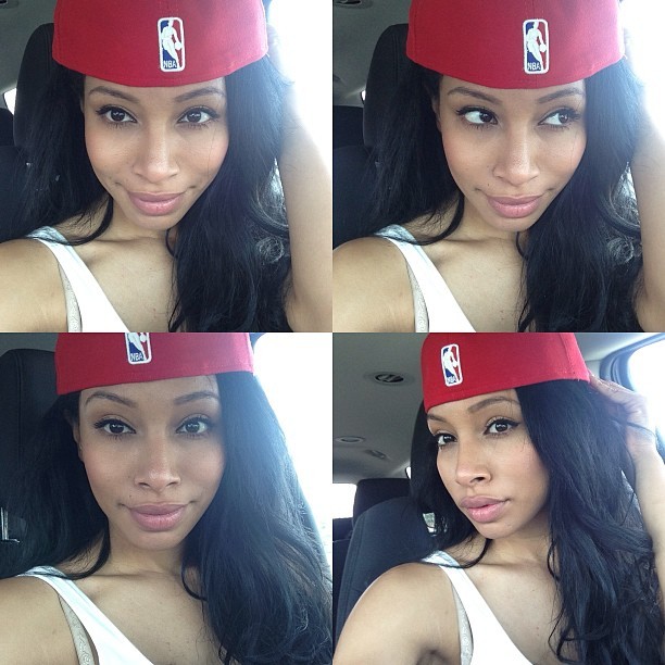 fashionistaswonderland:  Felicia 