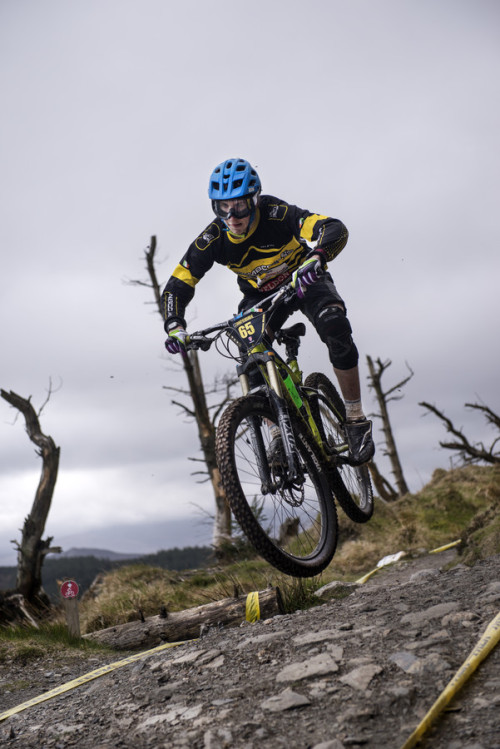blogblogblooog: MTB-Gravity Downhill Racing by PauloNuno