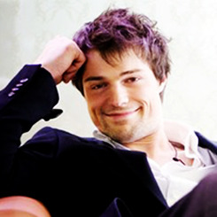jeikhp:  Danila kozlovsky Alphabet →   Smile  