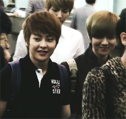 ewxiuhan:  4/? of xiuhan moments. When minseok brings the best out of lu han. When