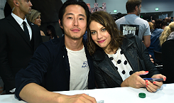 solo-organas:  steven yeun appreciation week: day sixfavorite friendship → lauren