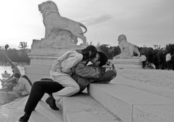 v-o-g-u-e-i-s-a-r-t: SPAIN. Madrid. 1993.   © Ferdinando Scianna   