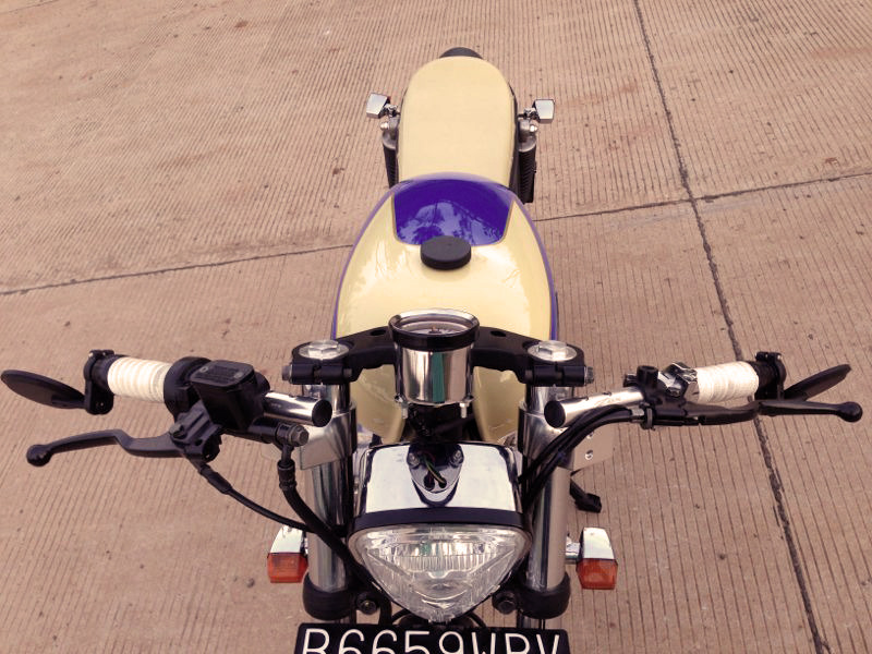 garageprojectmotorcycles:  Mahatma from Besi Moto in Indonesia sent me some pics