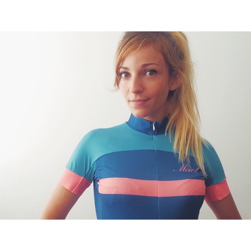 youcantbuyland: “New jersey ❤️ #colors #cycling #womenscycling #cyclelikeagirl”instagram.com