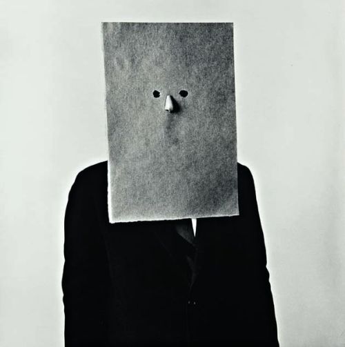 mybeingthere:Saul Steinberg photographed by Irving Penn in 1966.