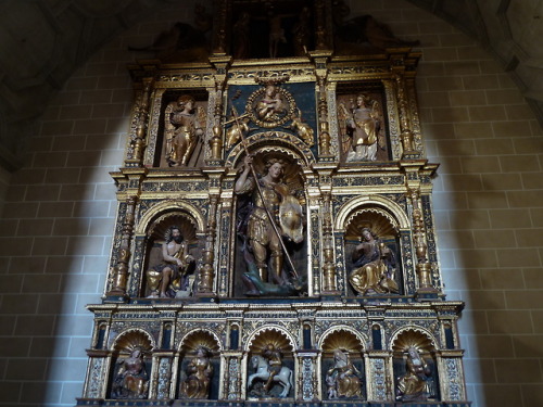 ars-videndi:The altar of the Chapel of St. Michael (Capilla de San Miguel) at theCathedral of St Pet