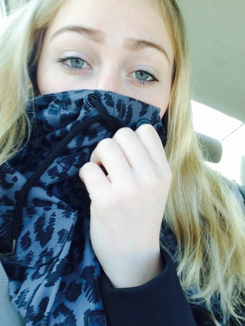 bifl3xible:  Dear fuck it’s too cold for this shit