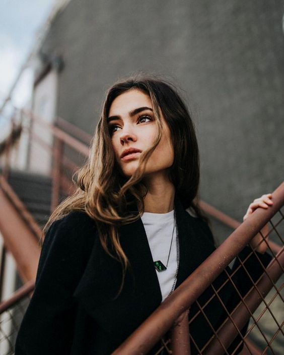 bralessisthebest:  Bailey (13 Photo)