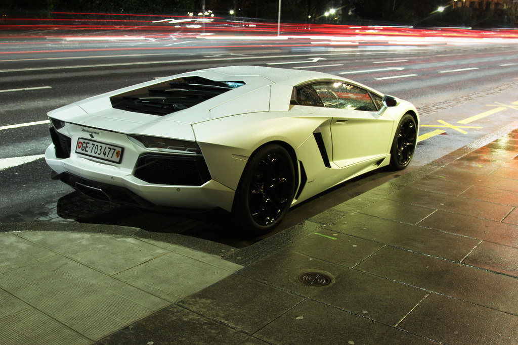 automotivated:  Night Life. (by Florian photography (Floflo69)) 
