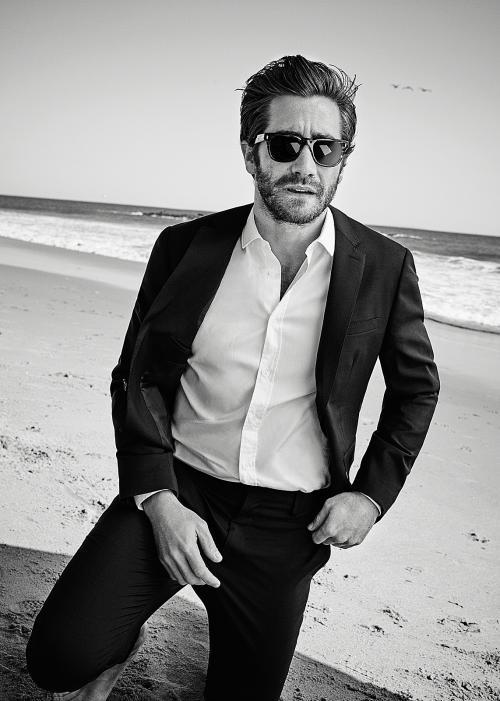 chrisheavans:Jake Gyllenhaal for Esquire, 2015.