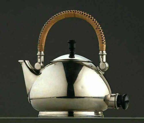 Peter Behrens, electrical tea kettle, 1909. AEG, Berlin