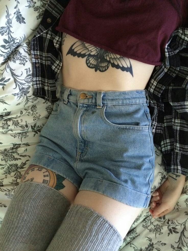 capricoana:  -Selfie Queen-@capricoana