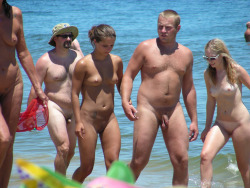 nudebeachpictures.tumblr.com post 79255714401