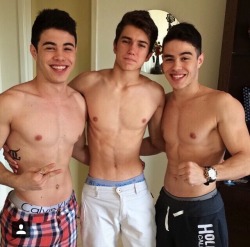 adultmaletwins:  The Rocha Twins, Gustavo