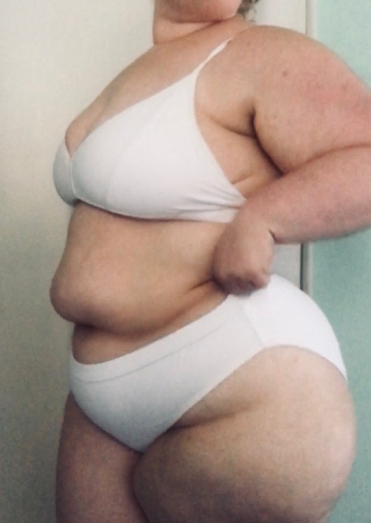 ox-miss-a:  Thursday, October 18th, 2018I had a burrito before I tried these on, can you tell? 🤣