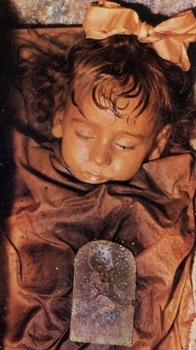 Mummy facts post 3: Rosalia Lombardo. The blinking dead. Born in 1918 in Palermo, Sicily. Died December 20th, 1920 of Pneumonia.  Rosalia’s grief stricken father was so distressed by her death that he approached Doctor Alfredo Salafia, a noted