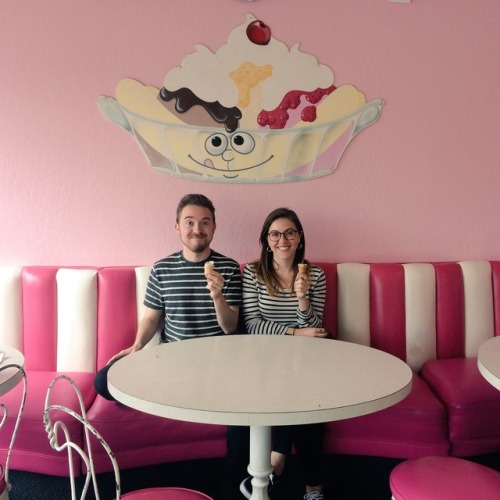 the-sixth-month:Ariel and Alex celebrating their birthday together. Happy birthday from us the fans 