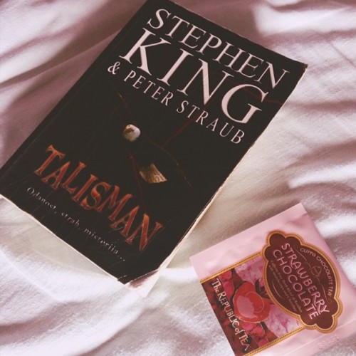 Let the new adventure begin… With good tea ;) #stephenking #talisman #peterstraub #reading #t