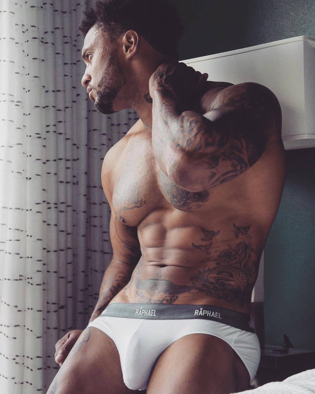 Hot Male Celebs In Underwear