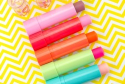Maybelline Baby Lips Limited Edition for Spring! ☀ en We Heart It. http://weheartit.com/entry/69223094/via/boricua_girl