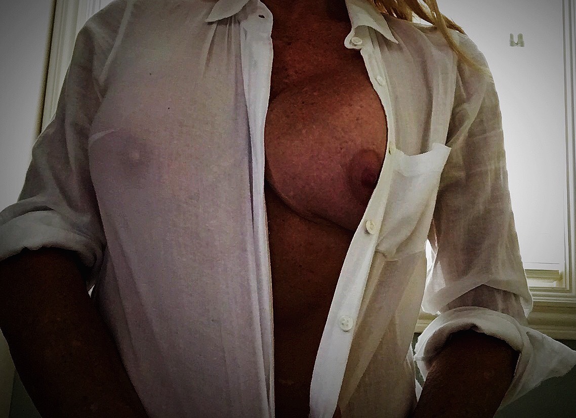 chicksgottahavefun:  soccer-mom-marie:  No bra and I may not button up. Love Fridays.