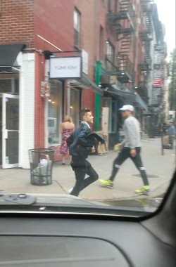 note-a-bear: renxiaoyao:  boiburokka: rami just ran by in front of my car lmfao this cryptid    This is the lucky Rami, reblog in 30 seconds for a year of safe driving 