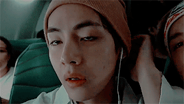 ksjmygjhsknjpjmkthjjk: + [cr.]
