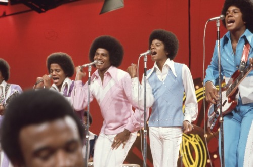 twixnmix: 1970s Soul Train MomentsIke & Tina Turner - aired: April 22, 1972 The Sylvers - aired: