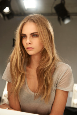 Cara Delevingne på @weheartit.com - http://whrt.it/120EaOi