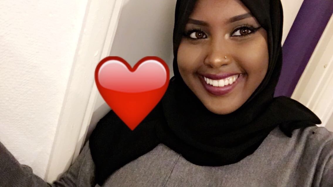 blackmiracleworker:  rimutay:  🌸💜  GORGEOUS