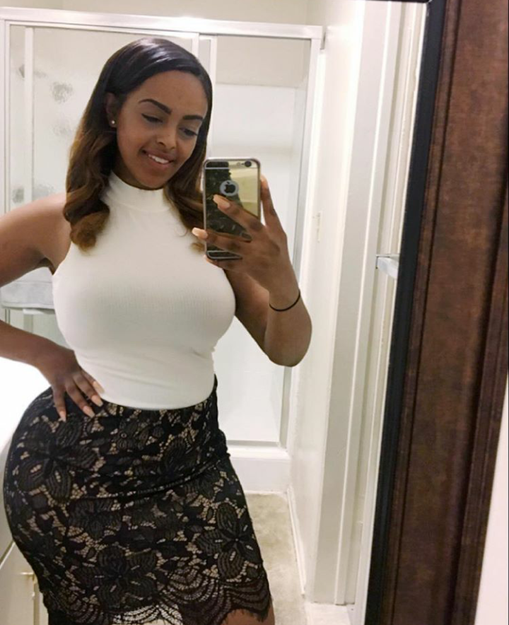 jazziedadd:  SexyGorgeous &amp; Bustin'Loose Titties…  Ms MsrTaye…. 😍