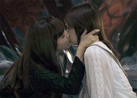 Japanese lesbian kissing