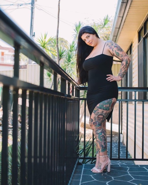 rarethickiesisback:  @nikkivonboo