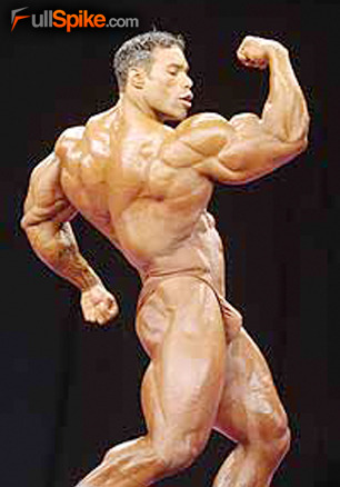 joeysilverado:  Kevin Levrone  Damn I’ve never seen him sans pants, not disappointed in the least.