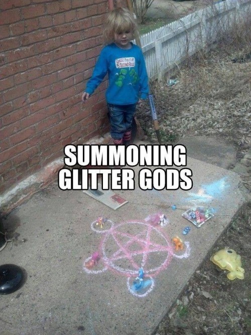 d20-darling:I think I just saw into my future as a parent.My tiny human being “MUUUUM I ACCIDE