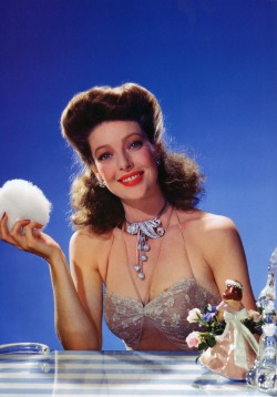 aladyloves:  Loretta Young photographed by