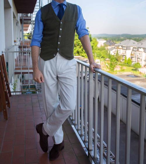 Casual Friday sporting linen trousers - #wiwt #lookbook #apparel #mnswr #menswear #igfashion #guyswi