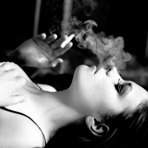 pretendtoswallow: pretendtoswallow