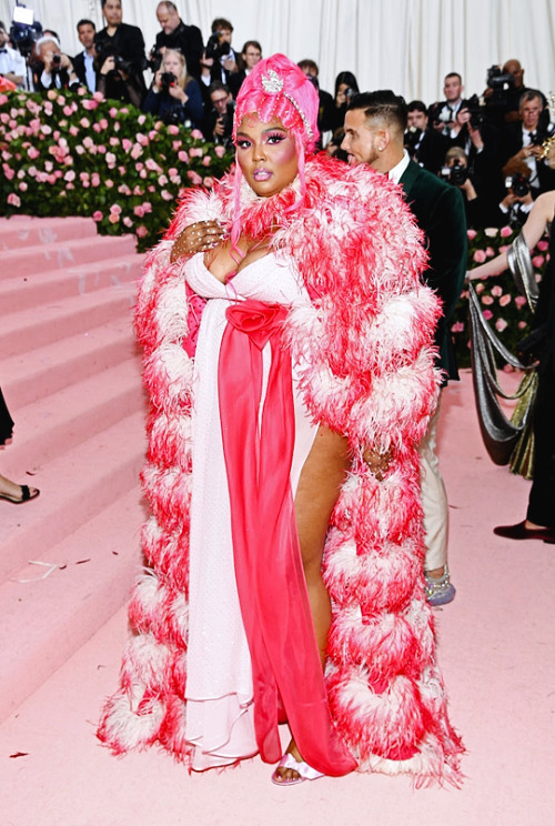 im-pikachu: Lizzo attends The 2019 Met Gala