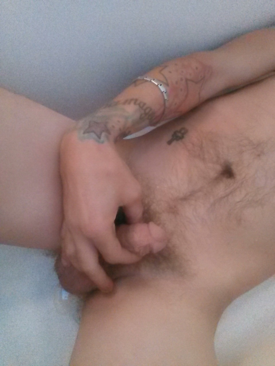 tattootodd80:  Had to piss so decided to lay down in the bath