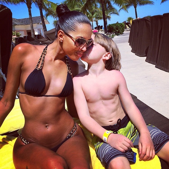 lushdollsxo:  Thammy Caldeira http://lushdollsxo.tumblr.com/
