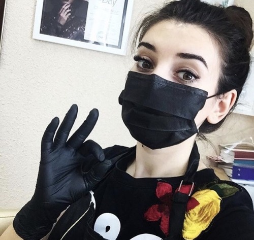 https://gloveslover.tumblr.com/post/167952855143