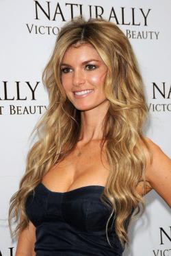 therandombeauty:  Marisa Miller