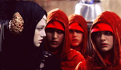 snowingiron:   what cracks me up everytime I watch The Phantom Menace is that the