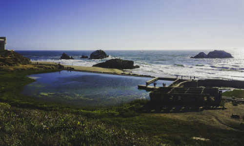 jarelyn: Sutro Baths wherever this is I need to be there. Sooo gorgeous