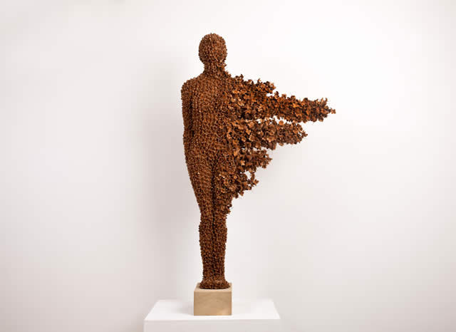 cross-connect:  The Figurative and Nature Sculptures of Anna Gillespie Anna lives