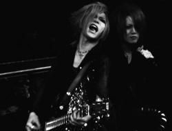 zeloloveers:  U-Uruha ;-;