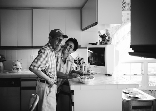mymodernmet:  Life with Pito is an incredibly moving series by photographer Ginger Unzueta, who documents the precious, everyday memories that her Alzheimer’s-stricken father-in-law still shares with his family. Although the 79-year-old Pito (the Spanish