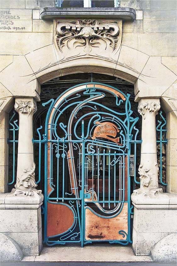 lostprofile:ART NOUVEAU PORTALS1. Salvador Valeri i Pupurull, Casa Comalat, 1911, Barcelona, Diagonal 442D; 2. Josef Maria Olbrich, Glücherthhaus, 1901, Darmstadt, Mathildehöhe; 3. Gottardo Gussoni, Casa dei Draghi, 1918/20, Torino, Corso Francia 23;